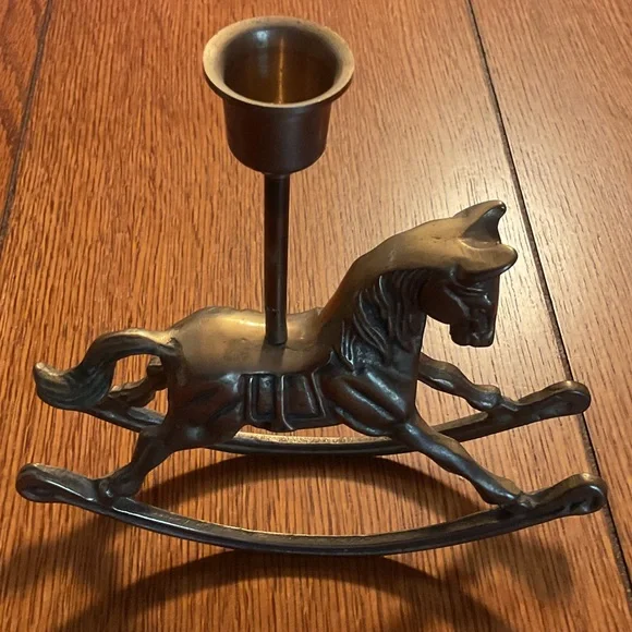 Rocking Horse Candle Holder Brass - Picture 2 of 9